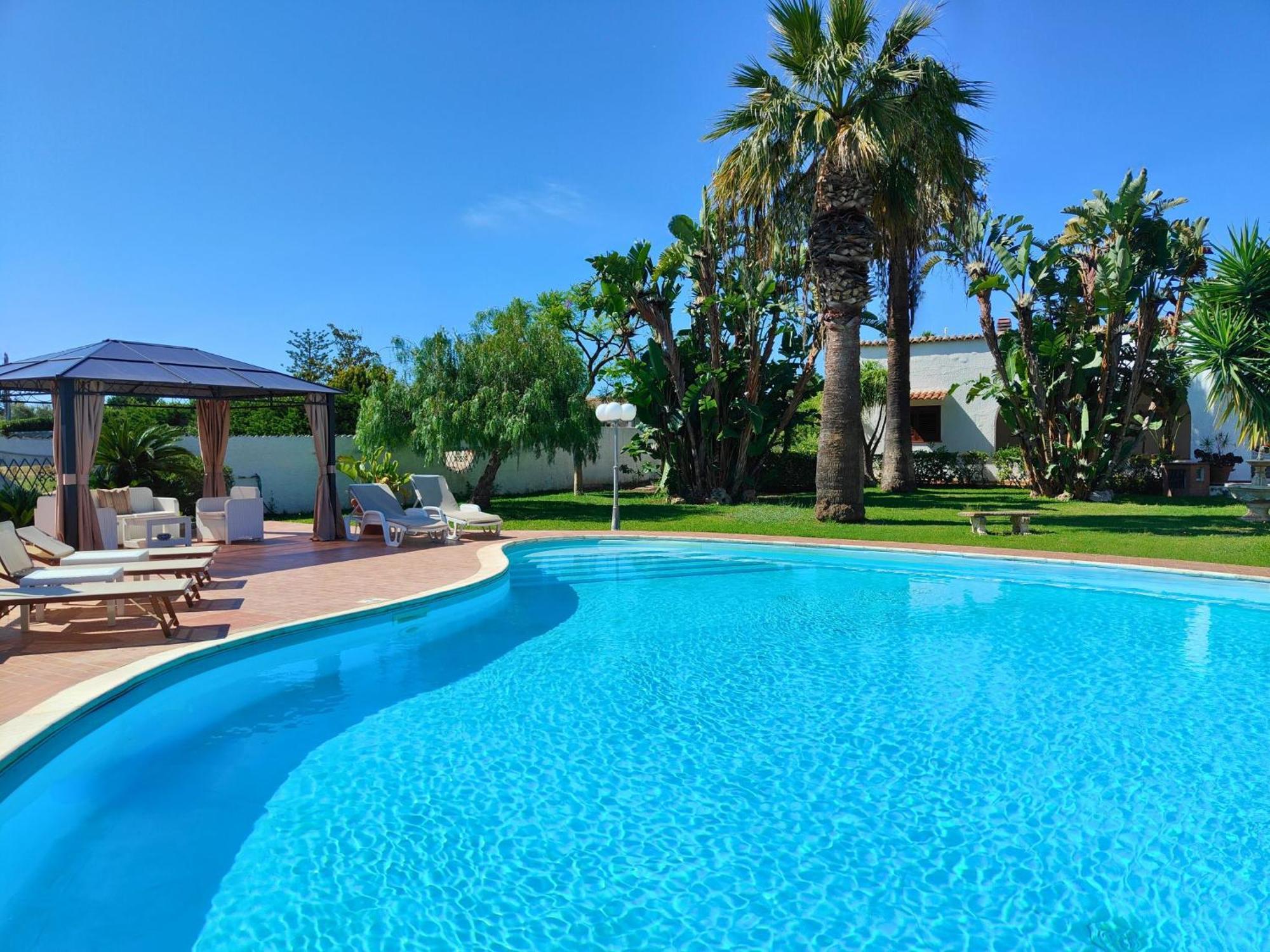 Villa Alfonsa, Fontane Bianche, Siracusa, Private Pool, 10Min From The Beach Экстерьер фото