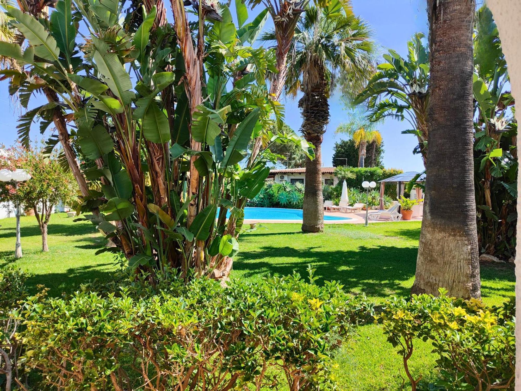 Villa Alfonsa, Fontane Bianche, Siracusa, Private Pool, 10Min From The Beach Экстерьер фото